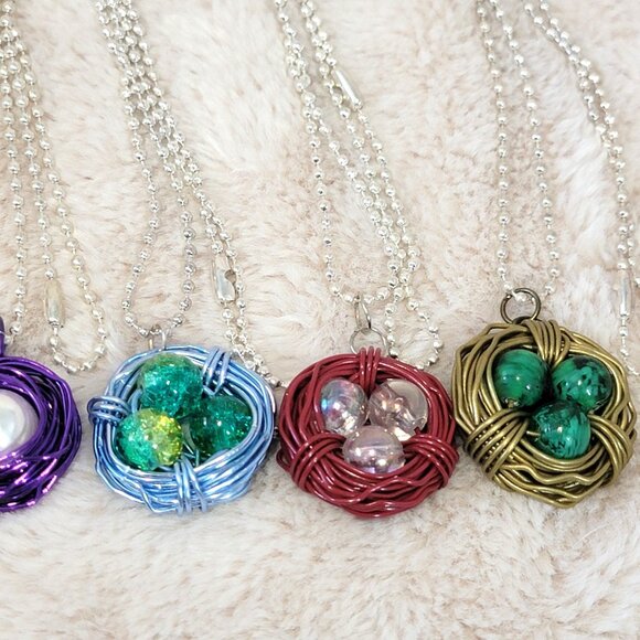 Lot of 9 Handmade Bird's Nest Beaded Necklaces on Ball Chains Great for Gifts! - Picture 5 of 6